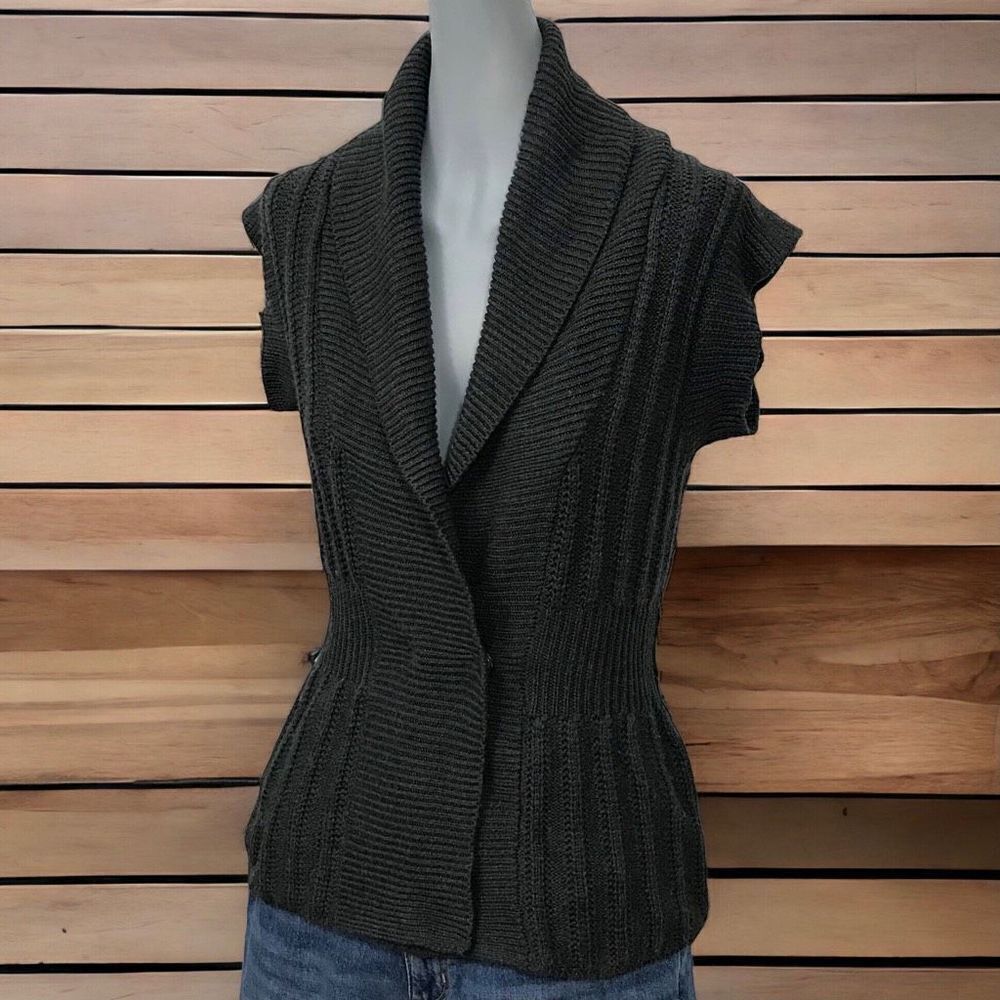 Maurice’s Gray Sweater Vest Tank Cardigan‎ Wide Collar size small